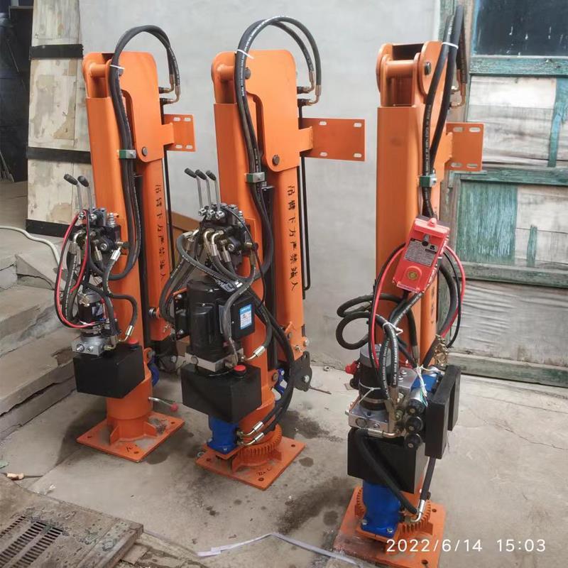 沈河区重汽蓝牌随车吊 3.2吨 国六动力强 液压驱动 农用自卸起重机